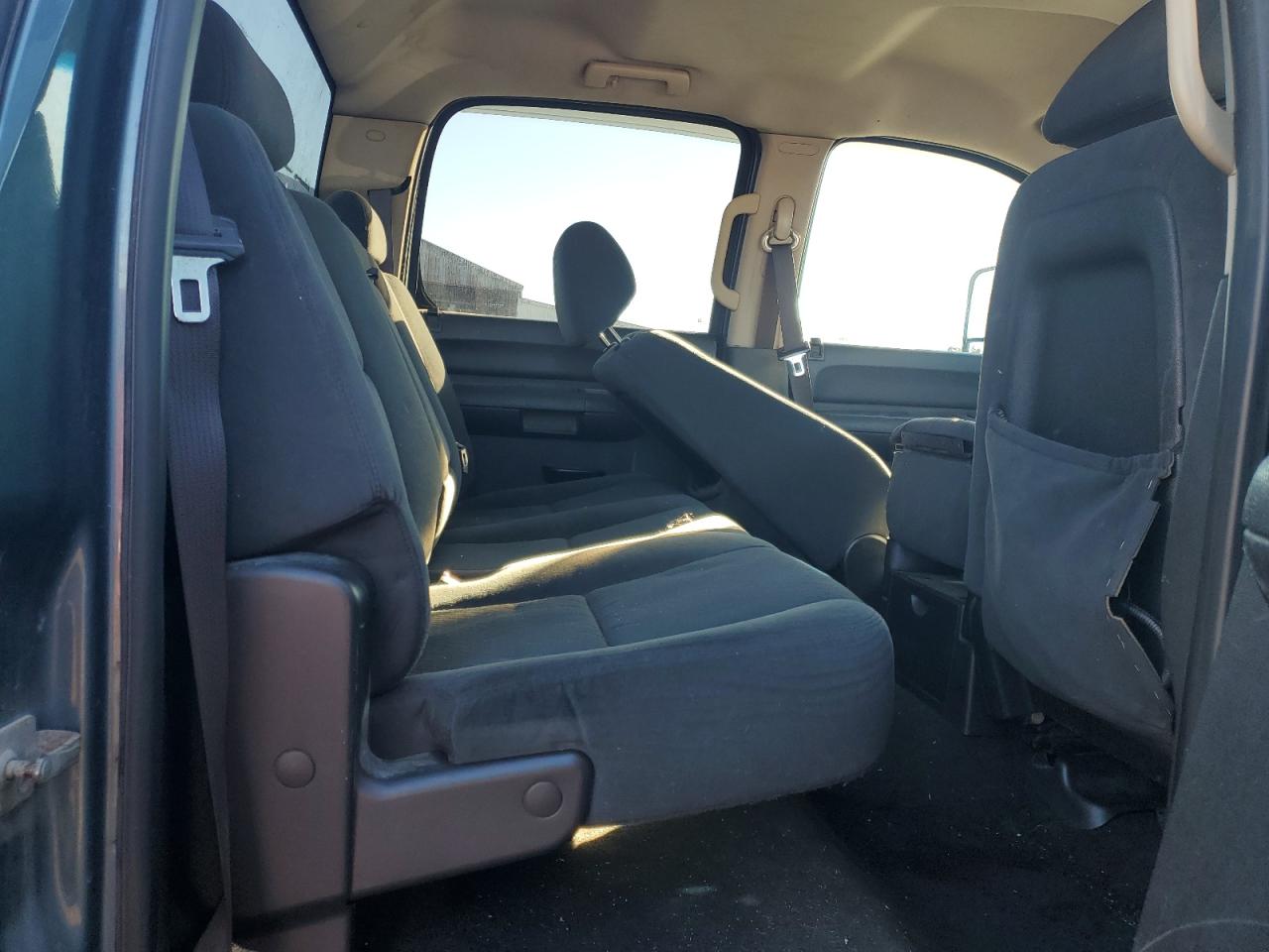 2009 GMC Sierra - Image 10