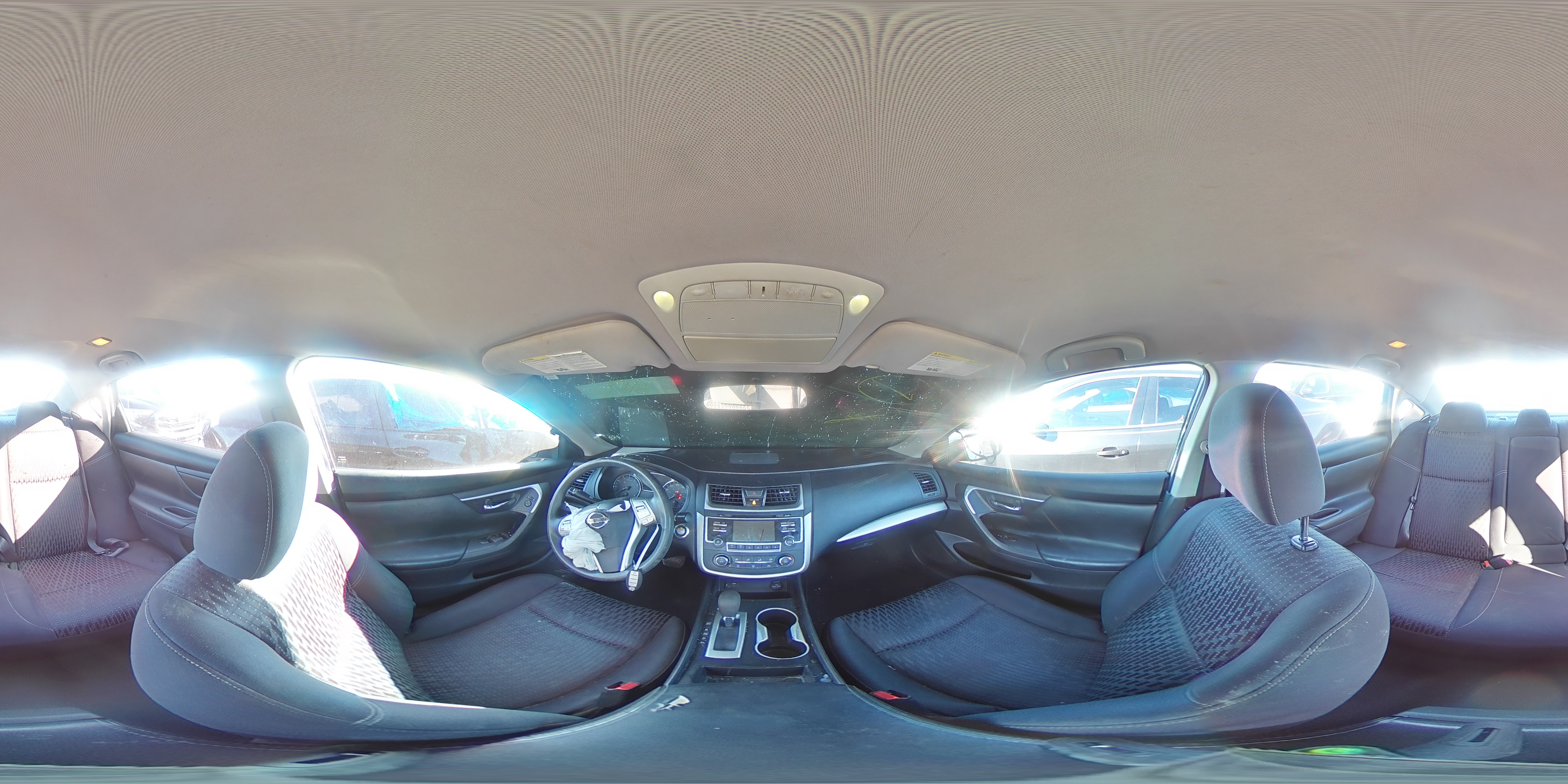2017 Nissan Altima - Image 13