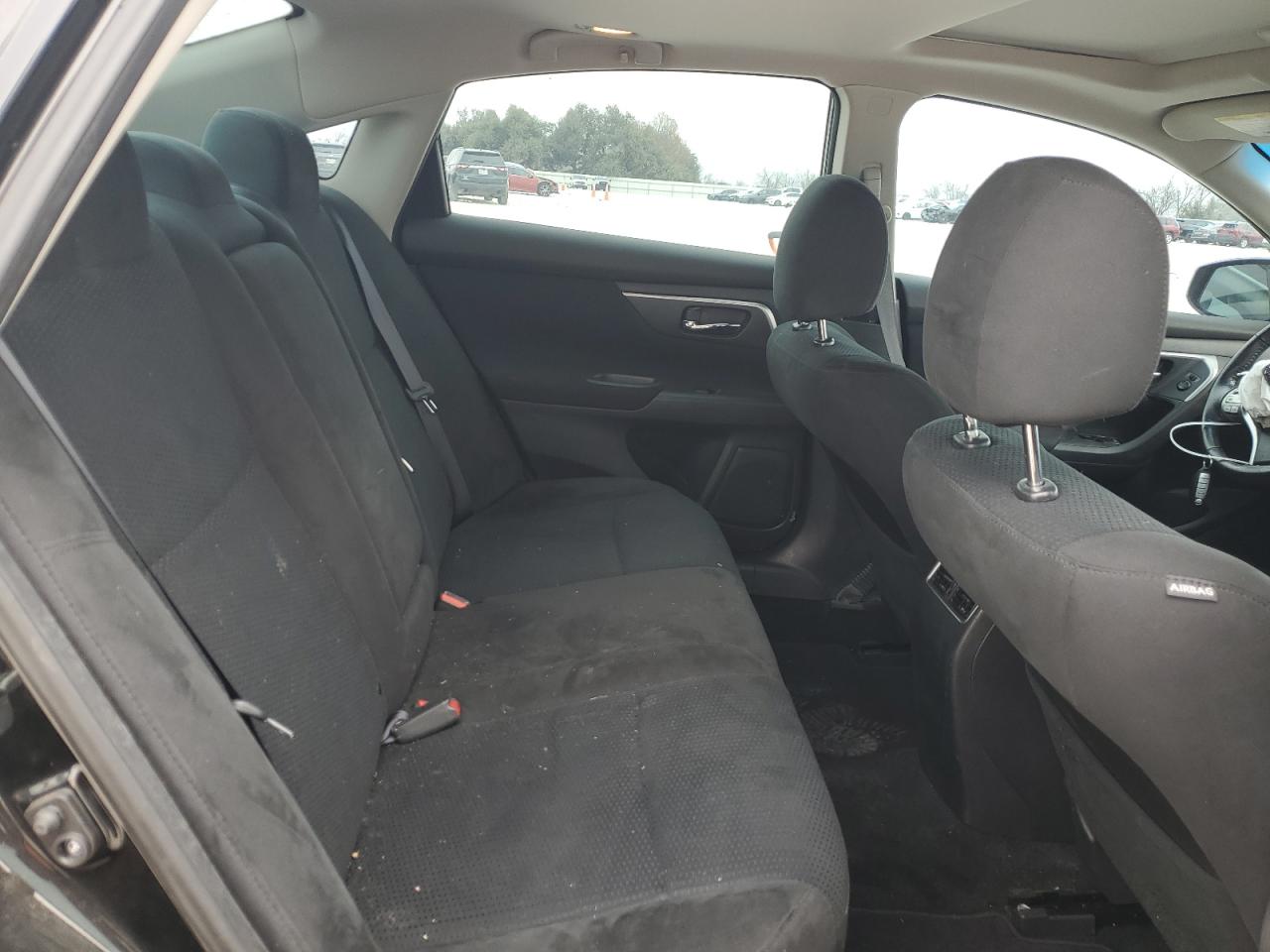 2015 Nissan Altima - Image 10