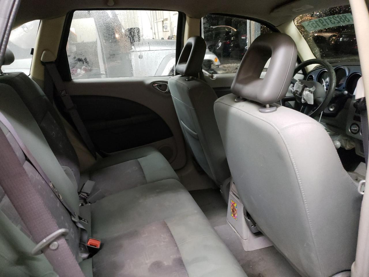 2006 Chrysler PT Cruiser - Image 10