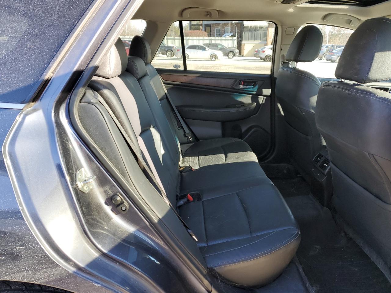 2017 Subaru Outback - Image 11