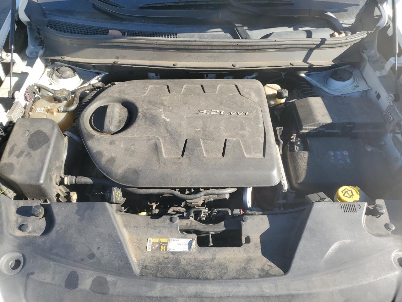 2014 Jeep Grand Cherokee - Image 12