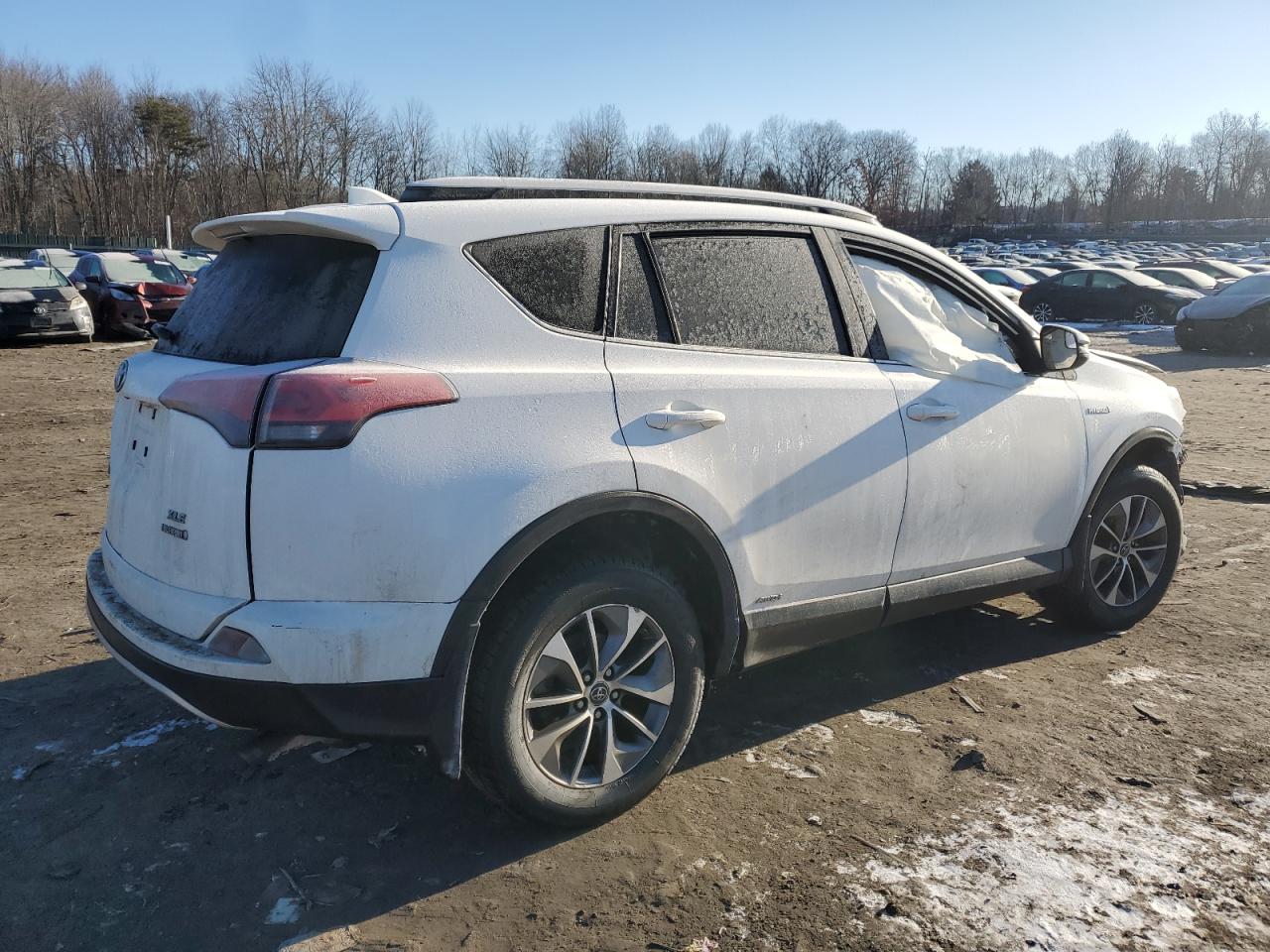 2016 Toyota RAV 4 - Image 3