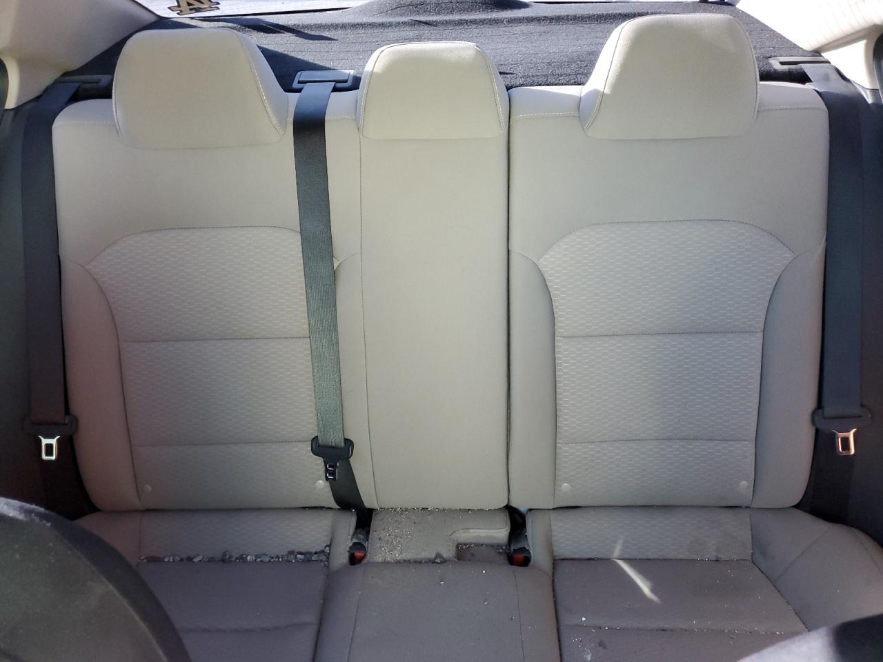 2019 Hyundai Elantra - Image 10
