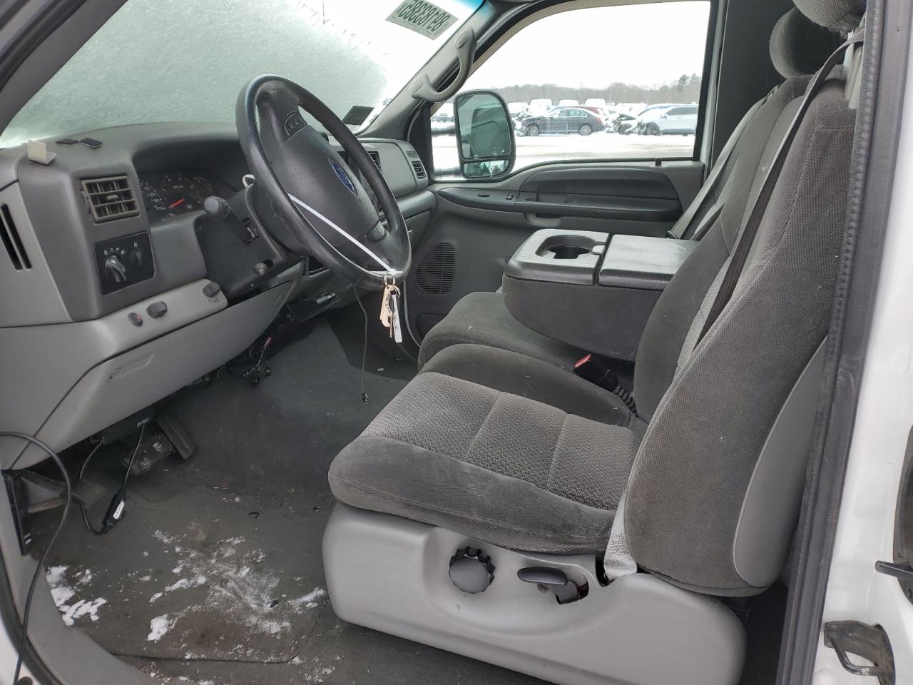 2002 Ford F350 - Image 7