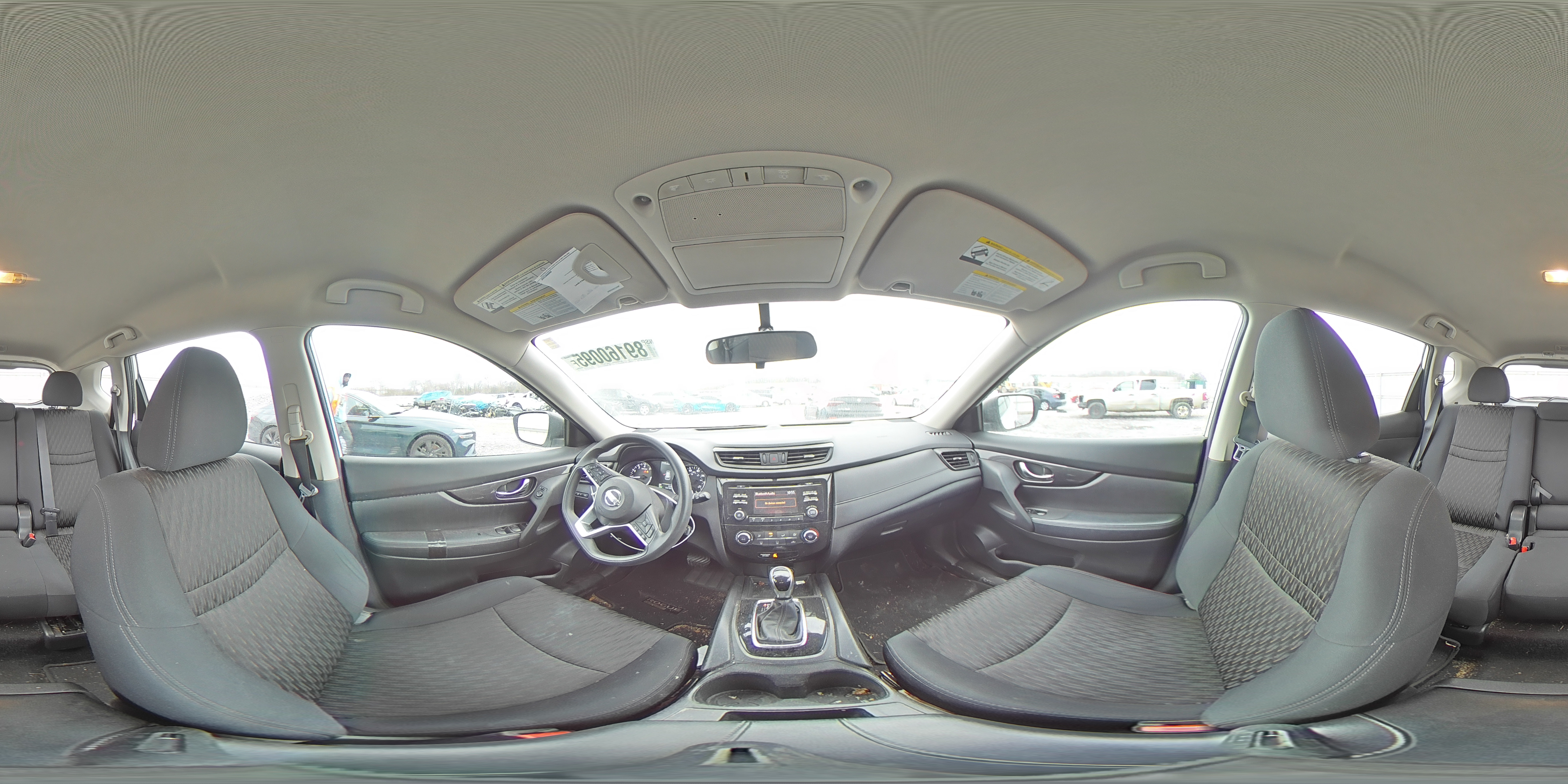 2017 Nissan Rogue - Image 14
