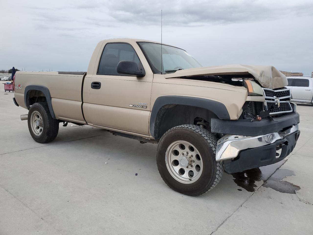 2006 Chevrolet Silverado - Image 4