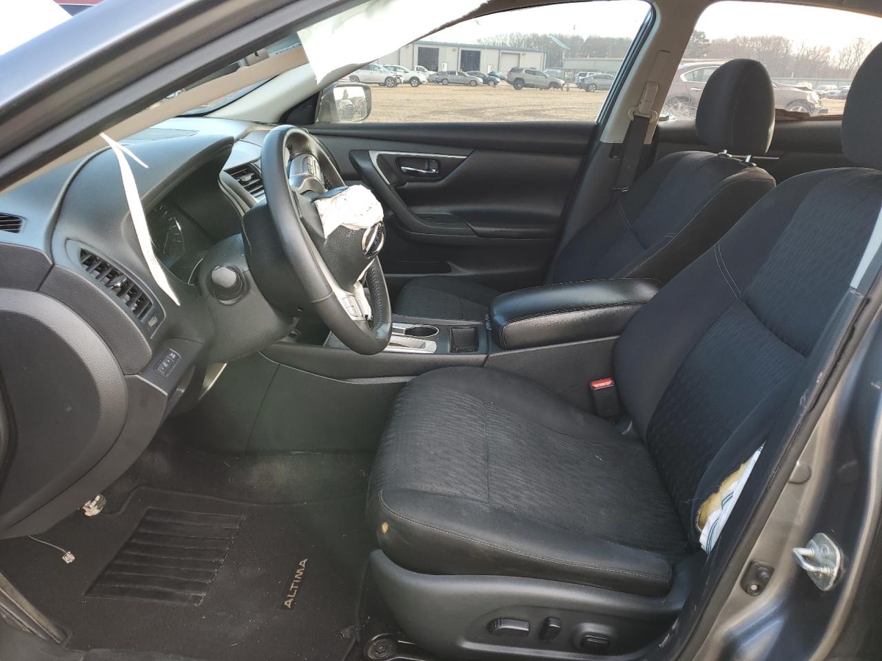 2017 Nissan Altima - Image 7