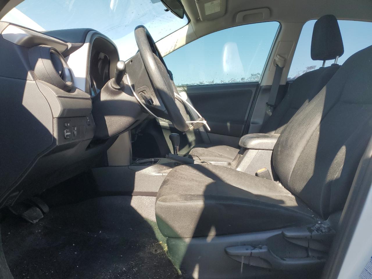 2016 Toyota RAV 4 - Image 7