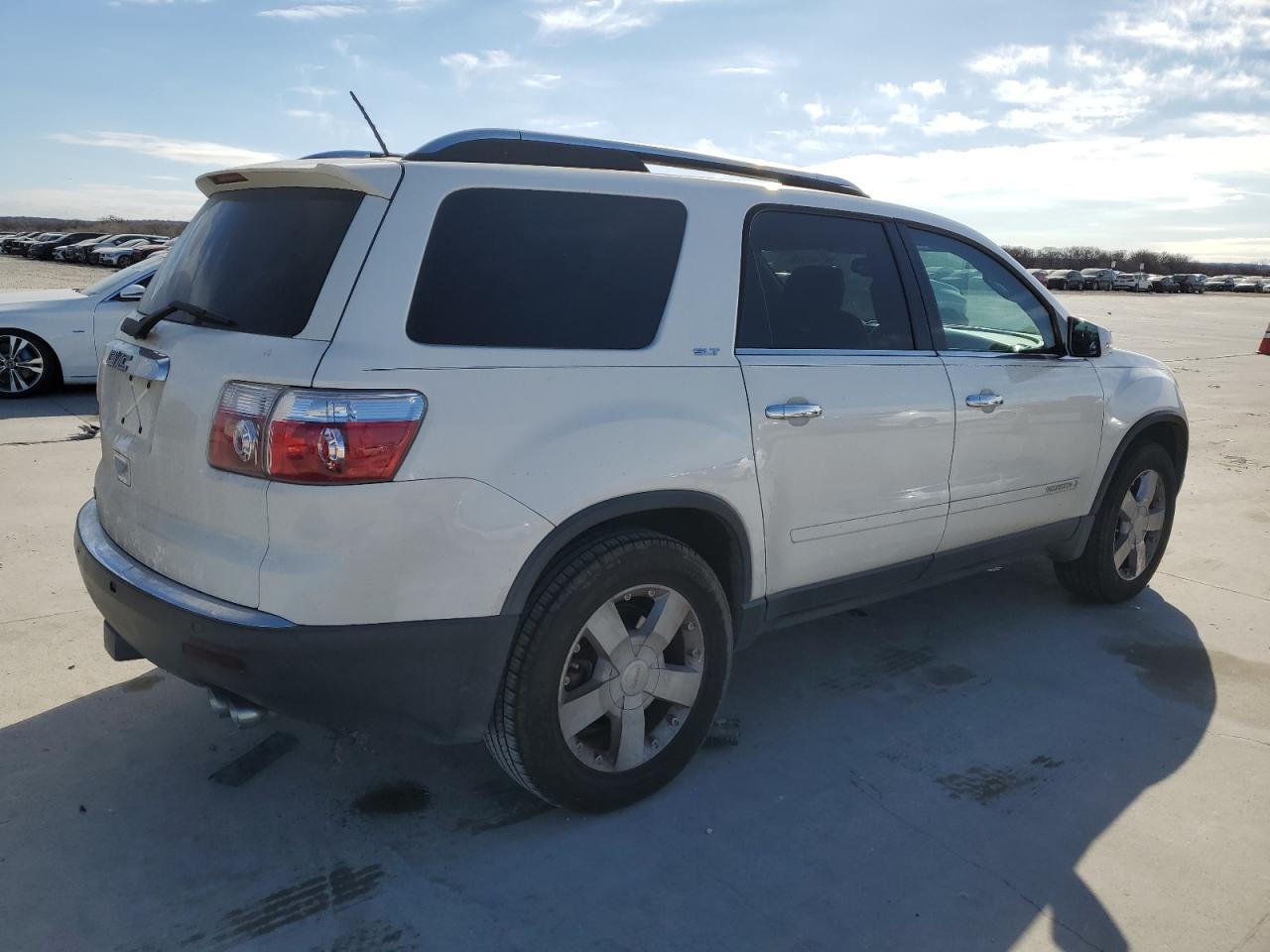 2008 GMC Acadia - Image 3