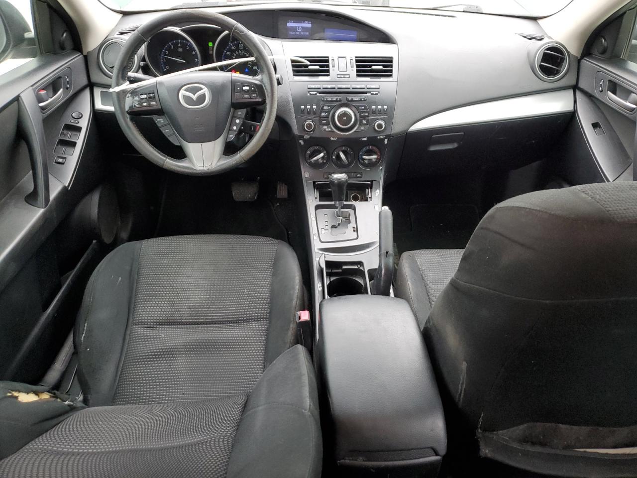 2012 Mazda 3 - Image 8