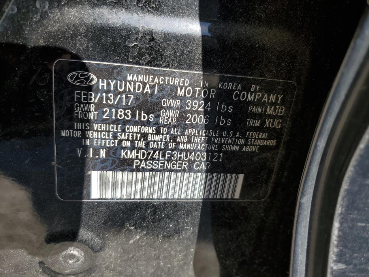 2017 Hyundai Elantra - Image 12