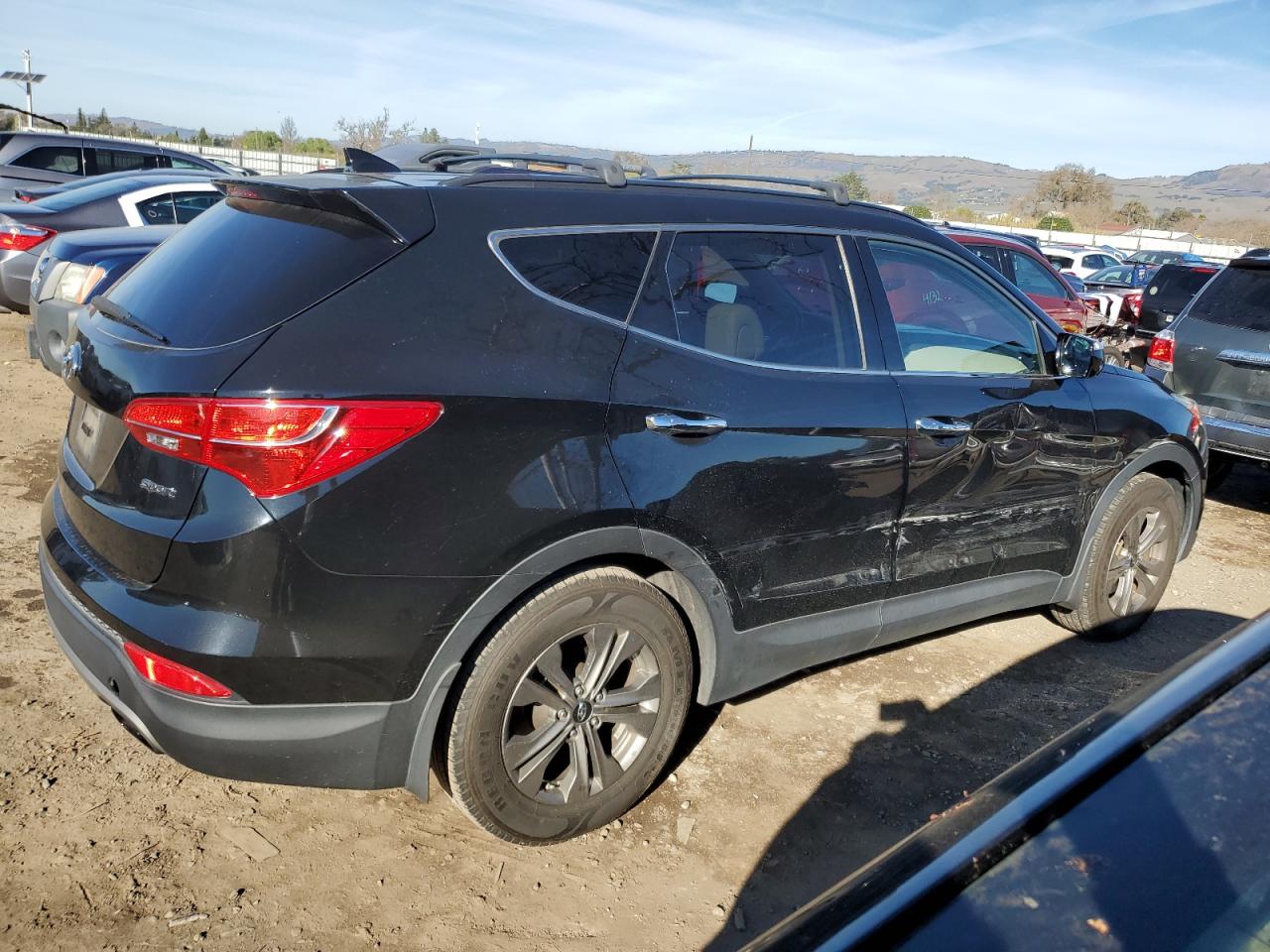 VIN 5XYZU3LB0GG327772 2016 HYUNDAI SANTA FE no.3