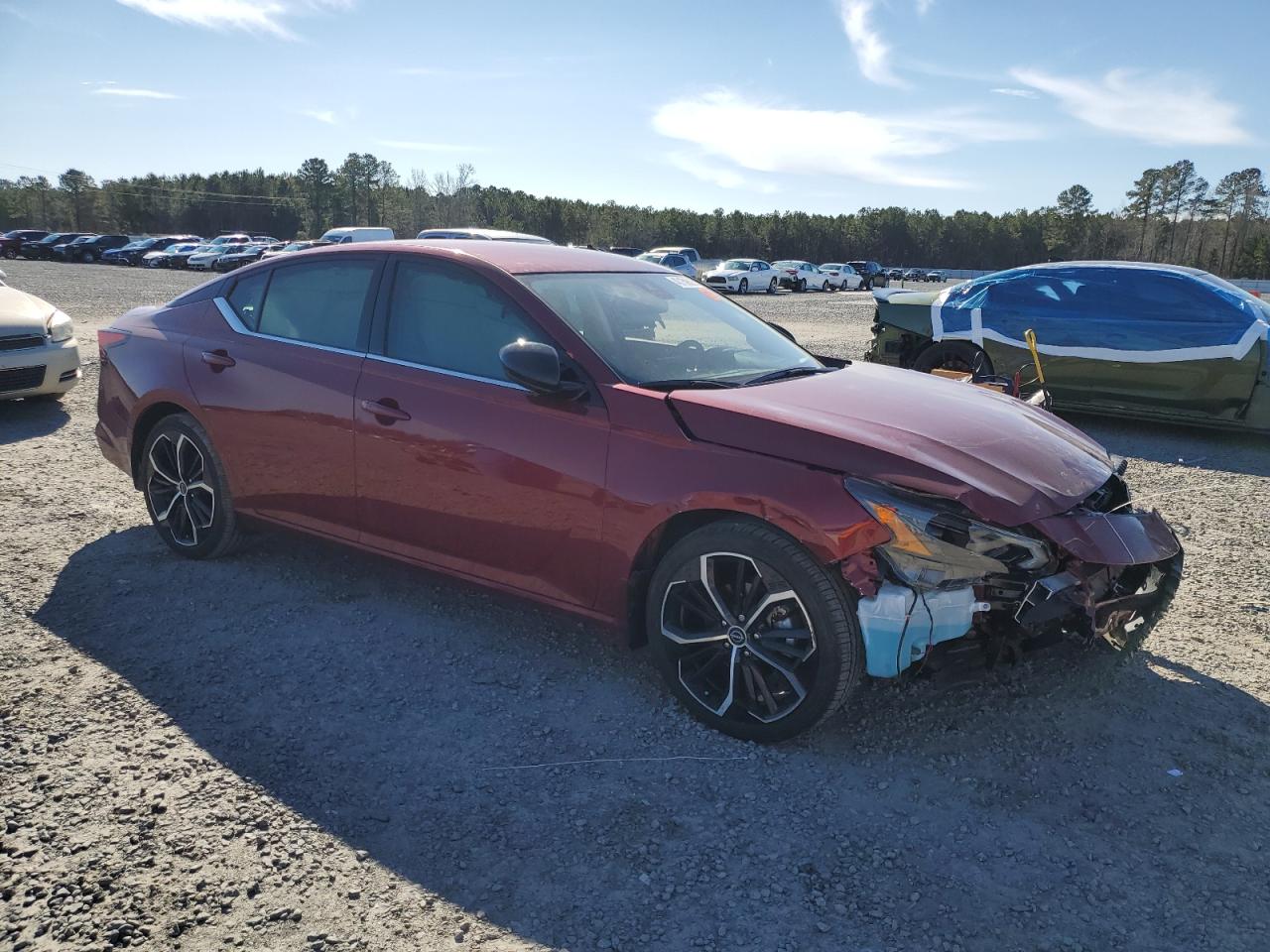 2024 Nissan Altima - Image 4