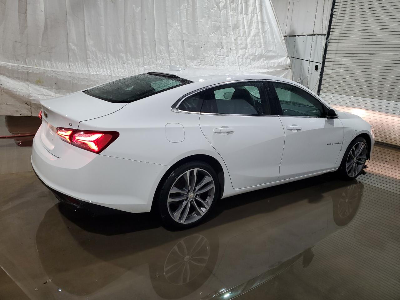 2022 Chevrolet Malibu - Image 3