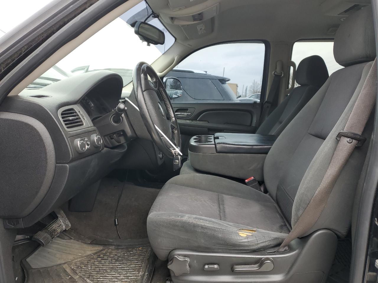 2009 Chevrolet Tahoe - Image 7