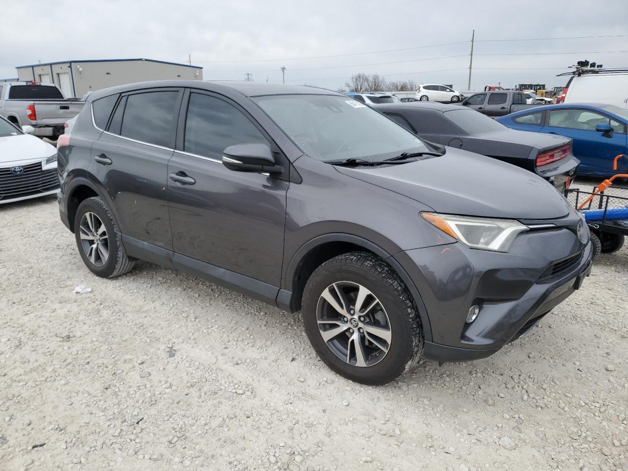 2018 Toyota RAV 4 - Image 4