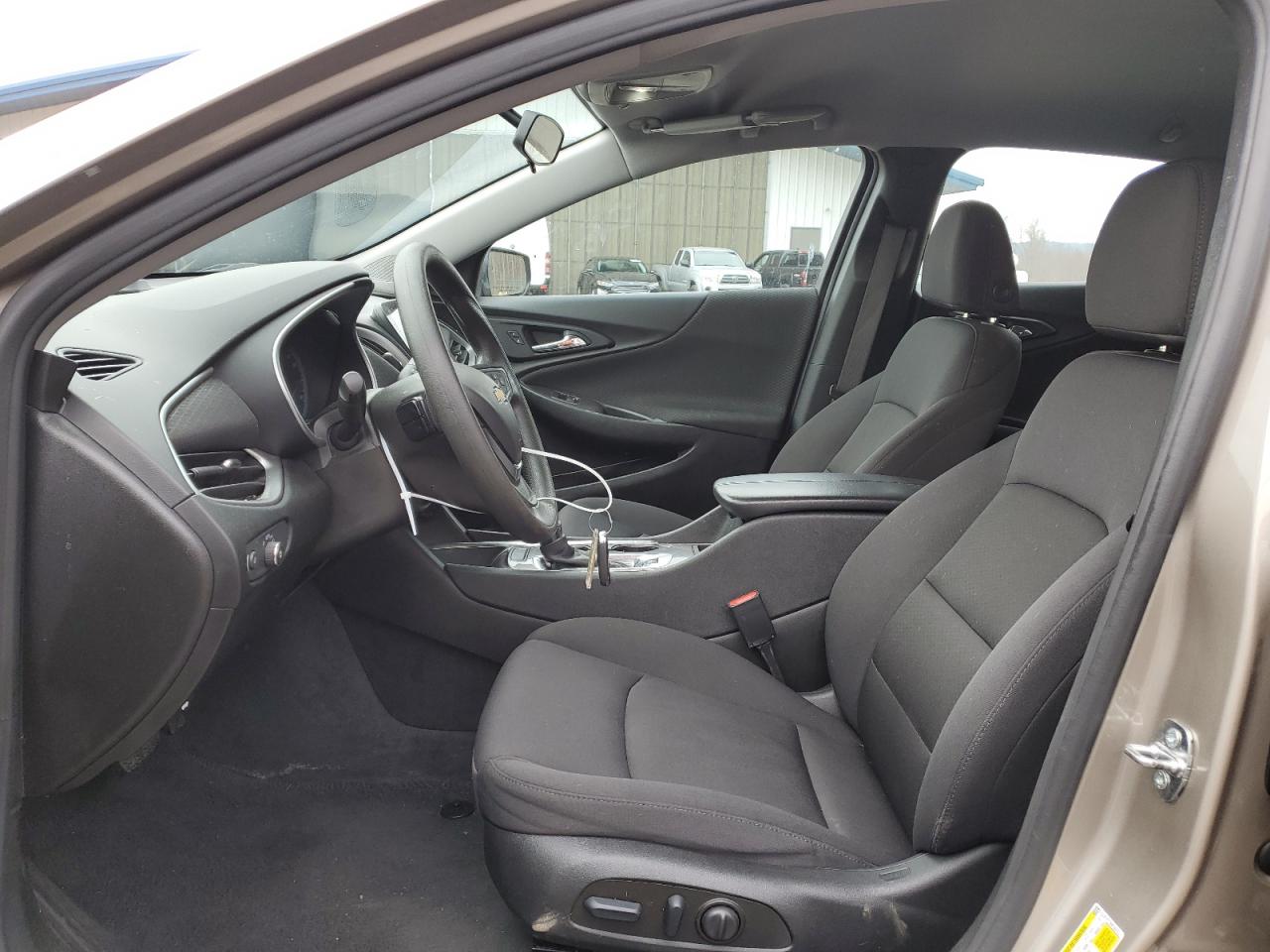2022 Chevrolet Malibu - Image 7