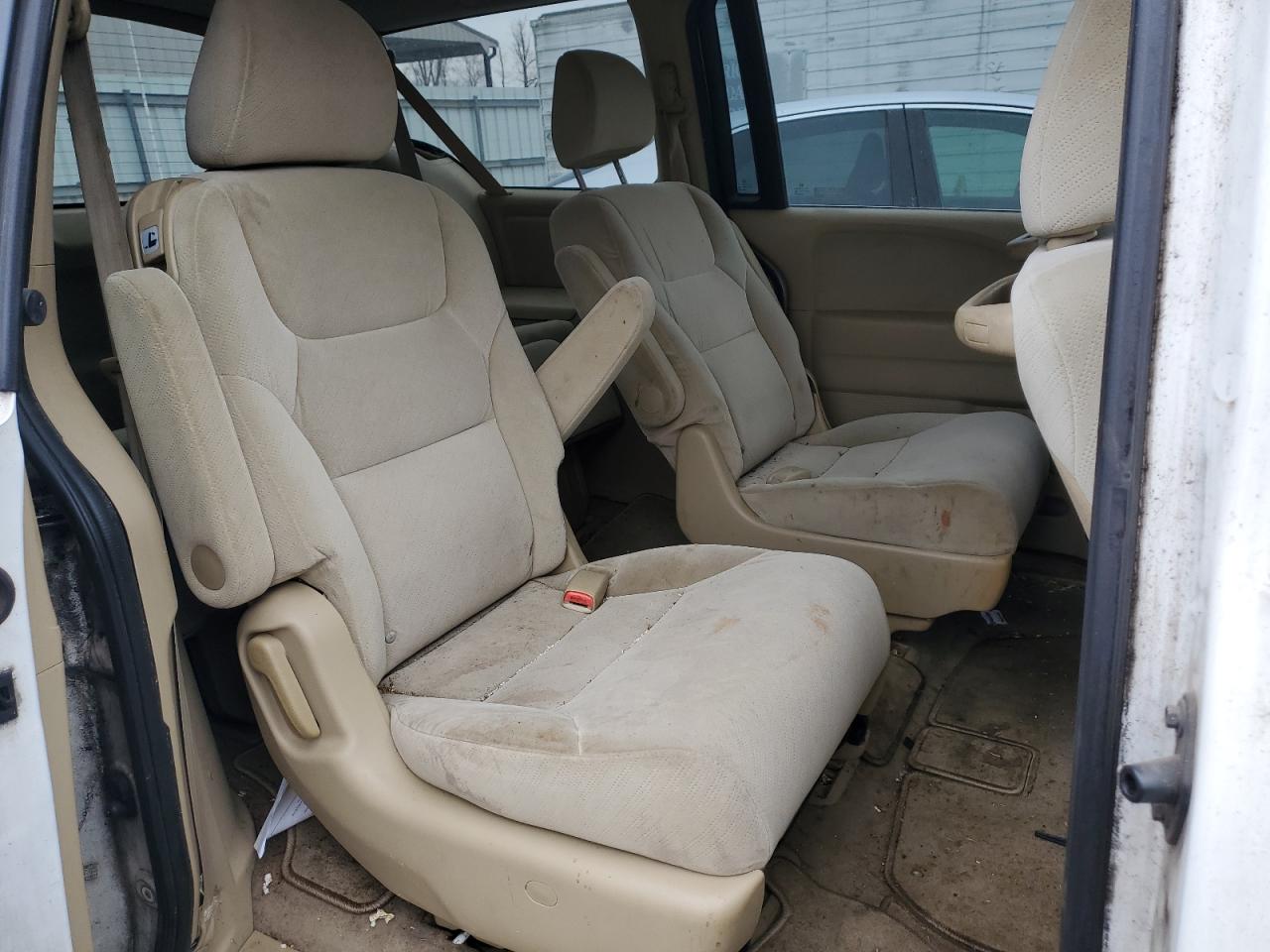 2009 Honda Odyssey - Image 11