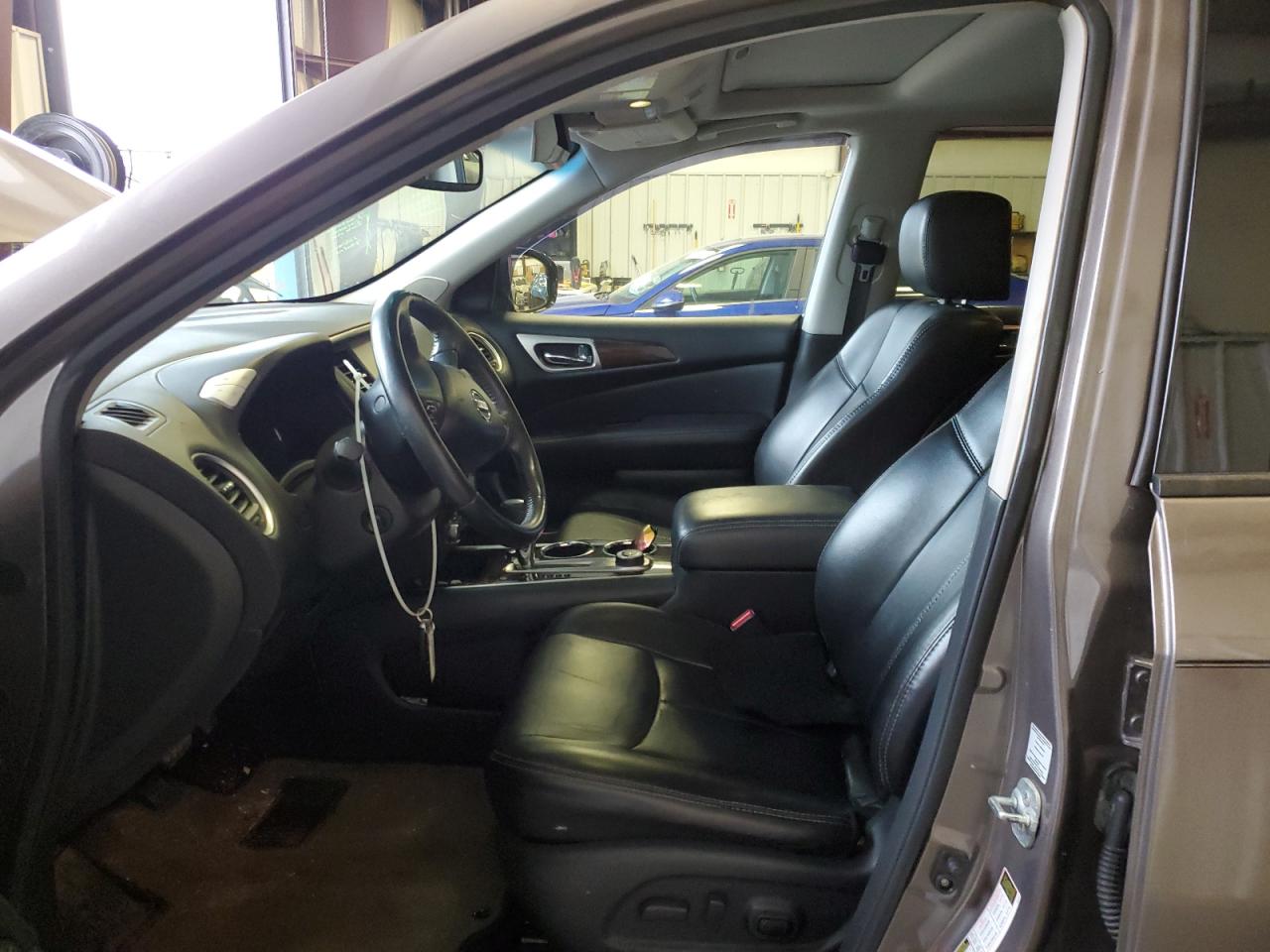 2014 Nissan Pathfinder - Image 7