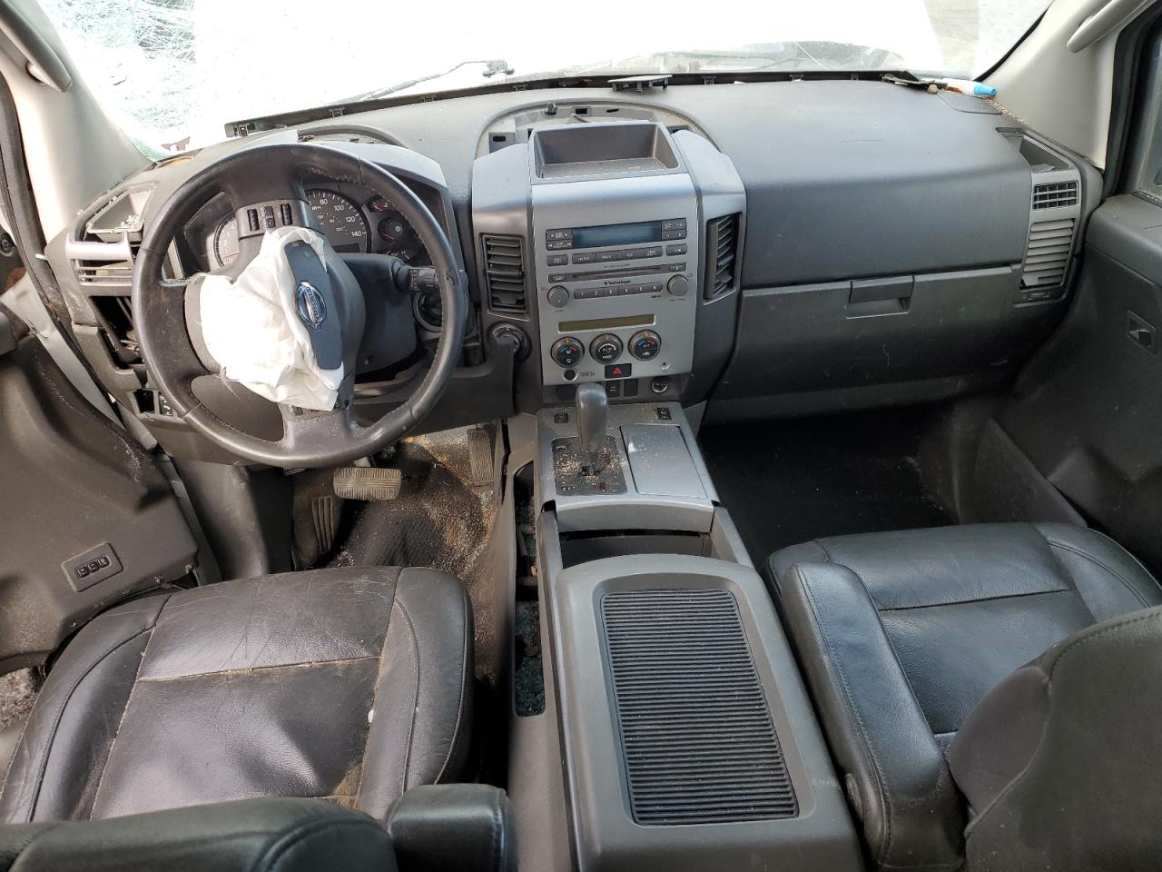 2007 Nissan Titan - Image 8