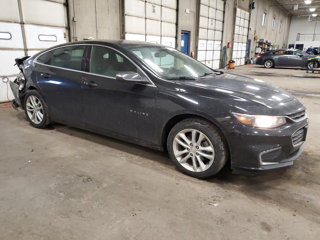 2017 Chevrolet Malibu - Image 4