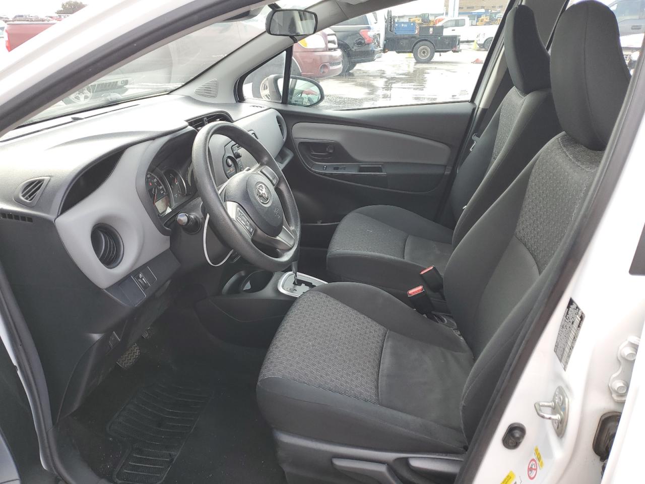 VIN VNKKTUD39HA074896 2017 TOYOTA YARIS no.7