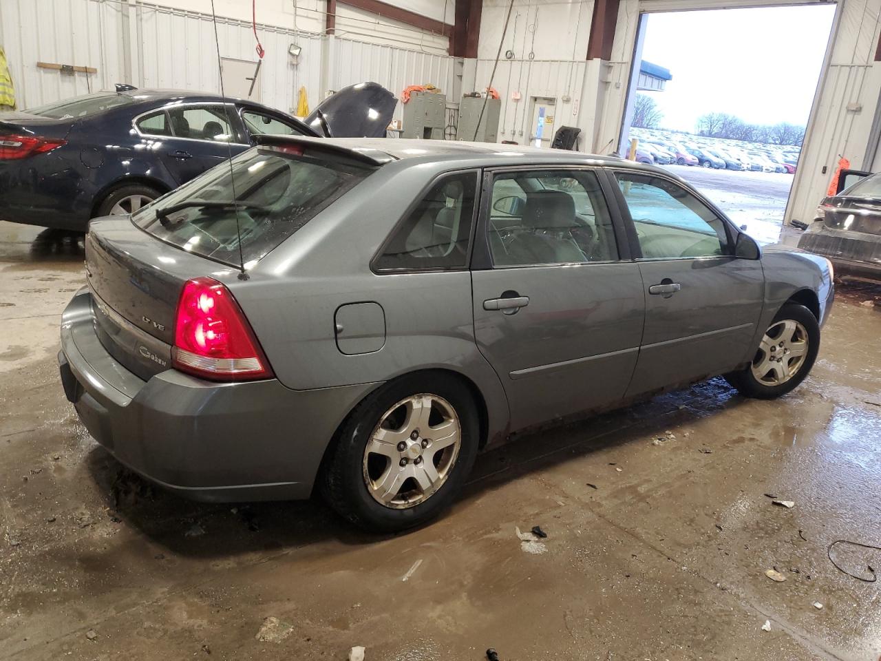 2005 Chevrolet Malibu - Image 3