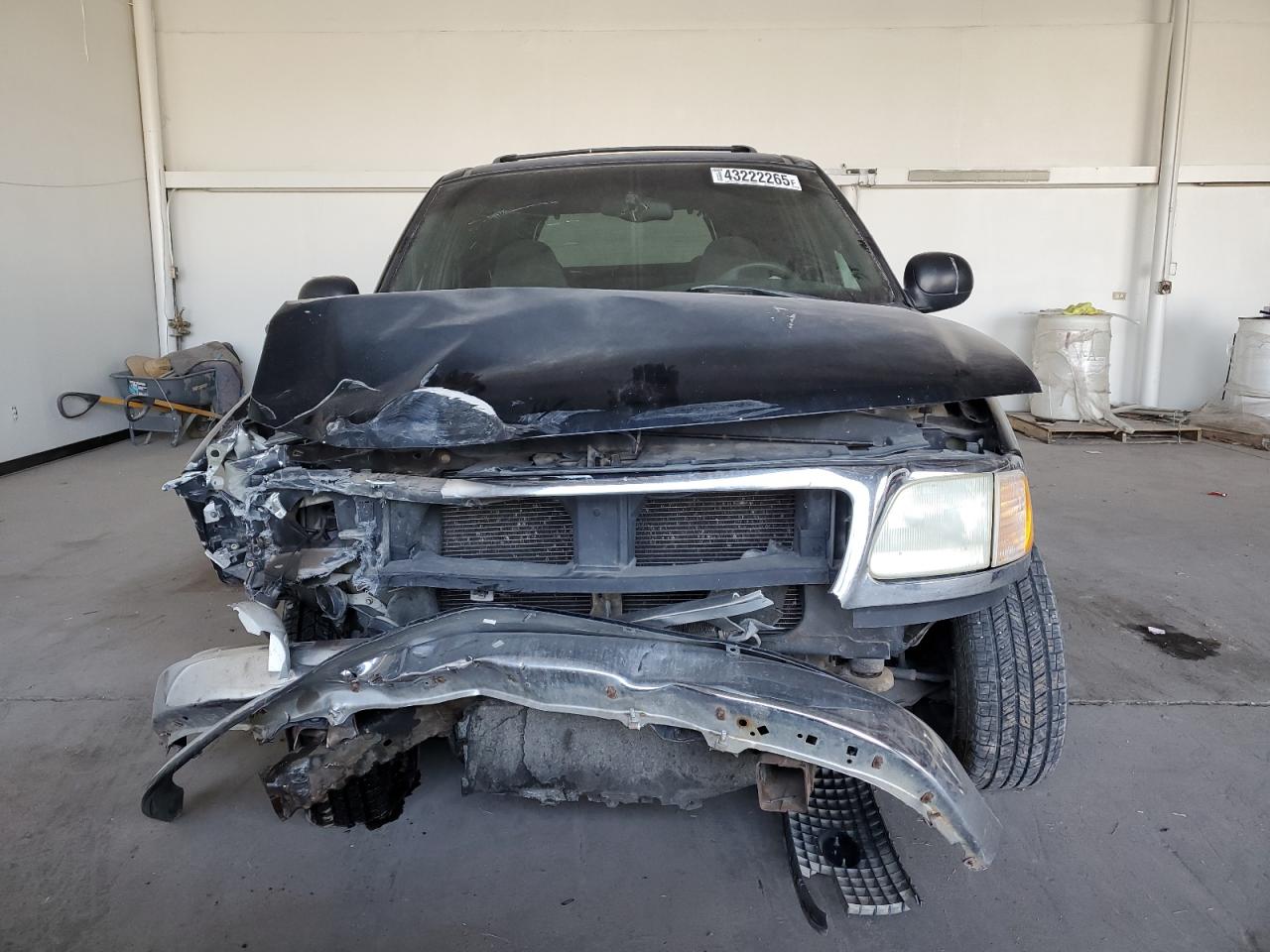 2002 Ford Expedition - Image 5