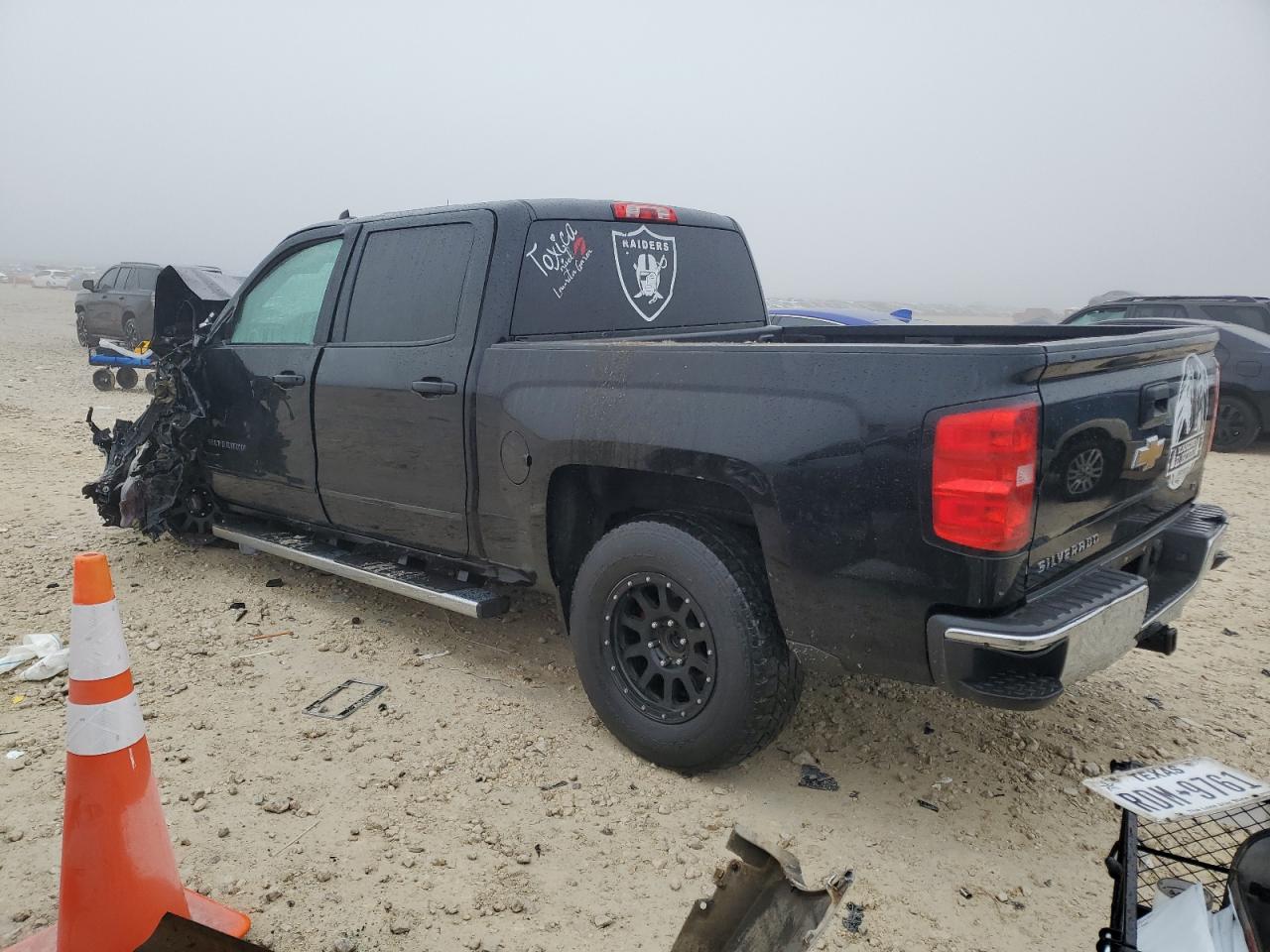 2015 Chevrolet Silverado - Image 2