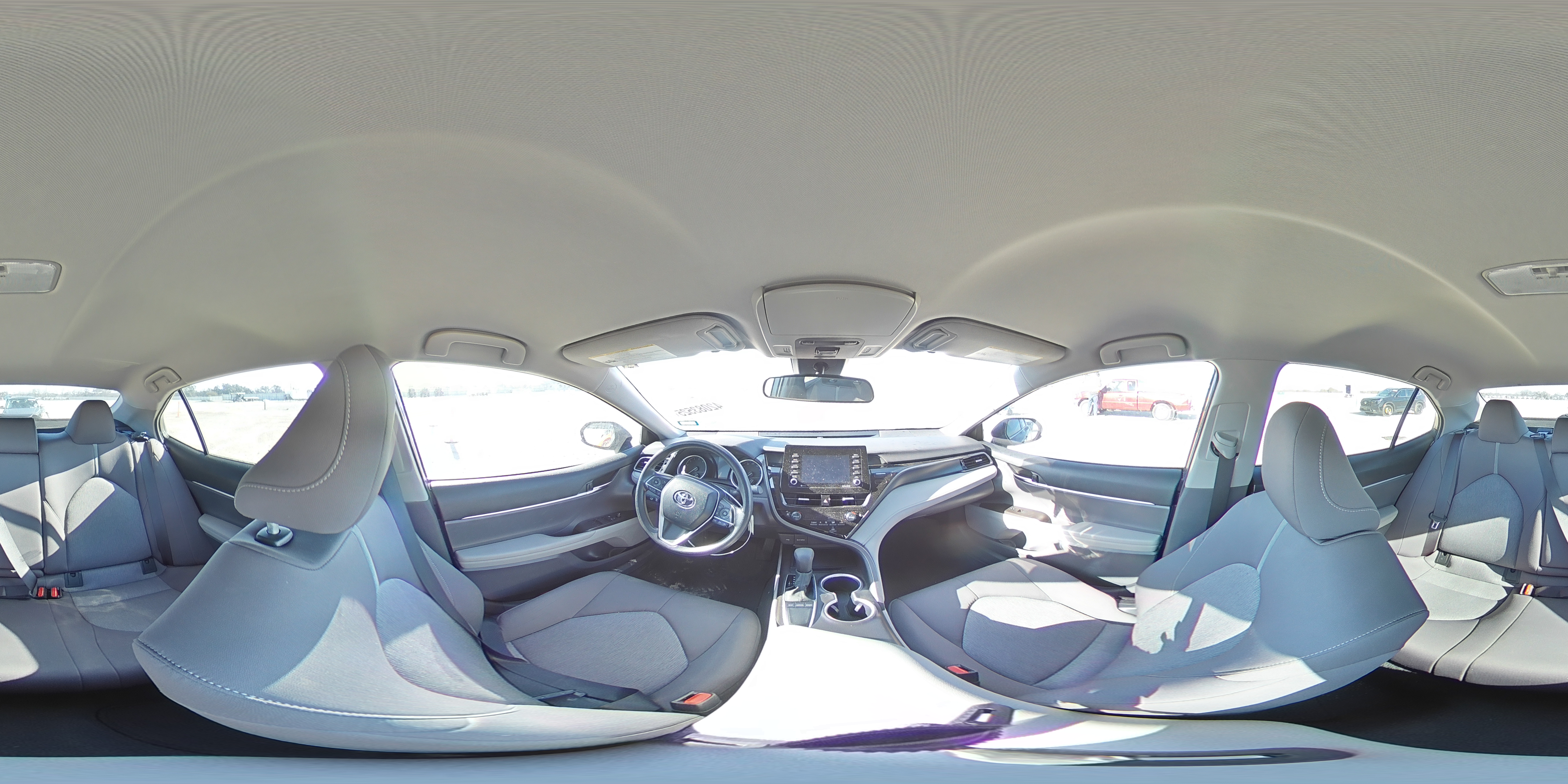 2022 Toyota Camry - Image 13