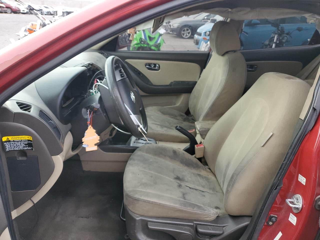 2010 Hyundai Elantra - Image 7