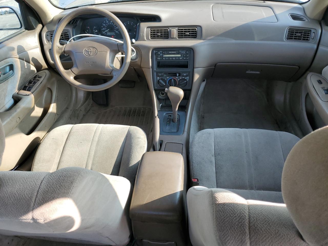 1999 Toyota Camry - Image 8