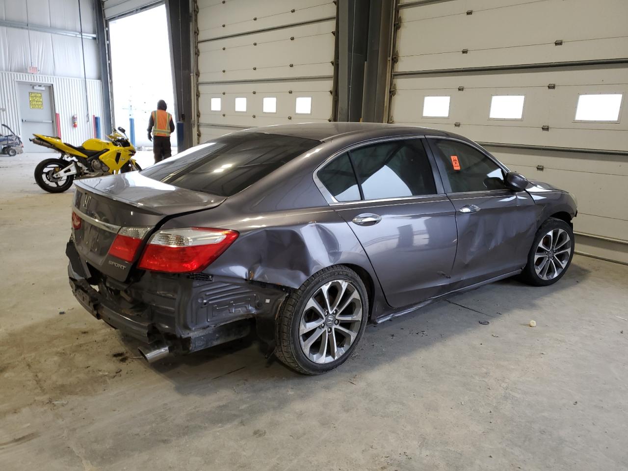 VIN 1HGCR2E5XDA116889 2013 HONDA ACCORD no.3