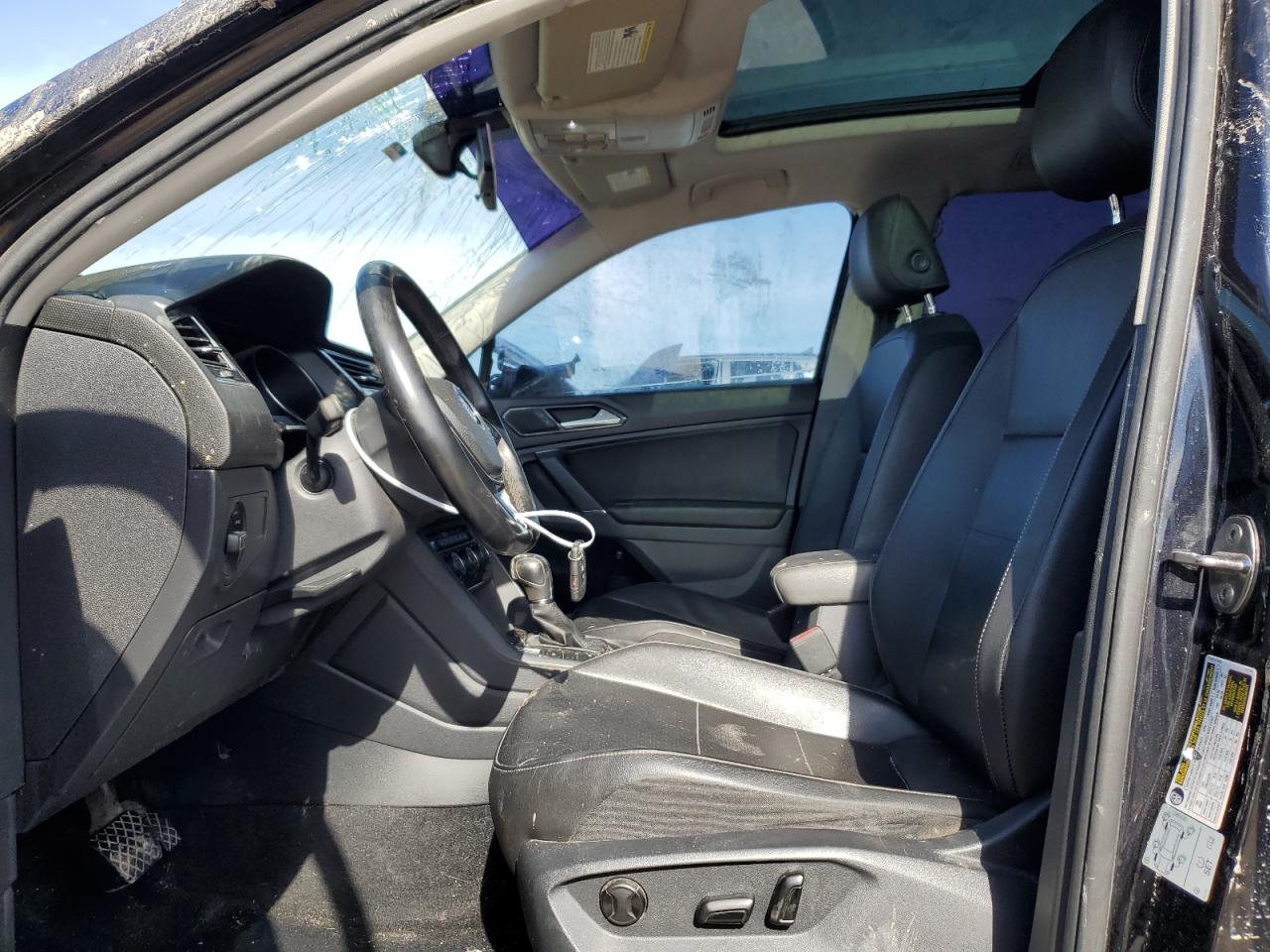2018 Volkswagen Tiguan - Image 7