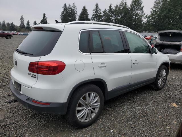 Parquets VOLKSWAGEN TIGUAN 2015 Biały