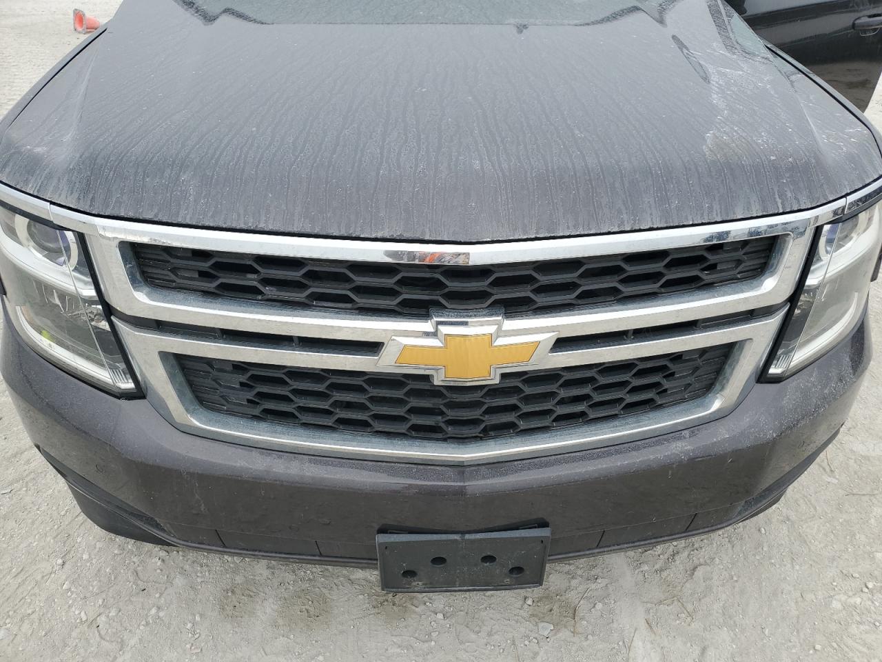 2016 Chevrolet Suburban - Image 12