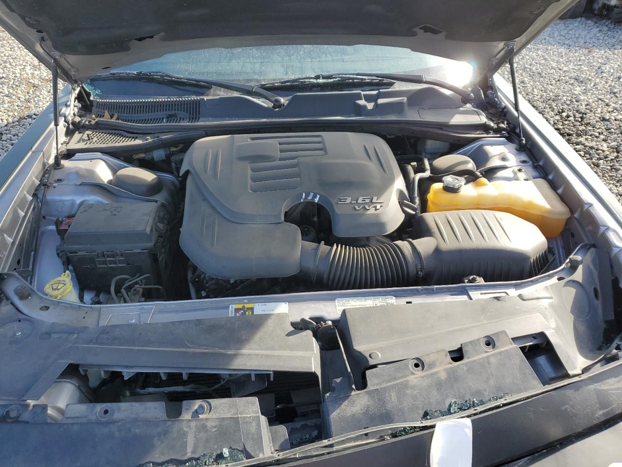 2014 Dodge Challenger - Image 12