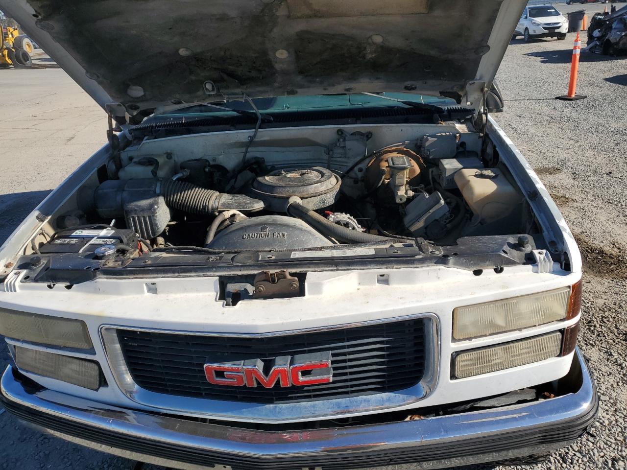 1995 Chevrolet Tahoe - Image 11