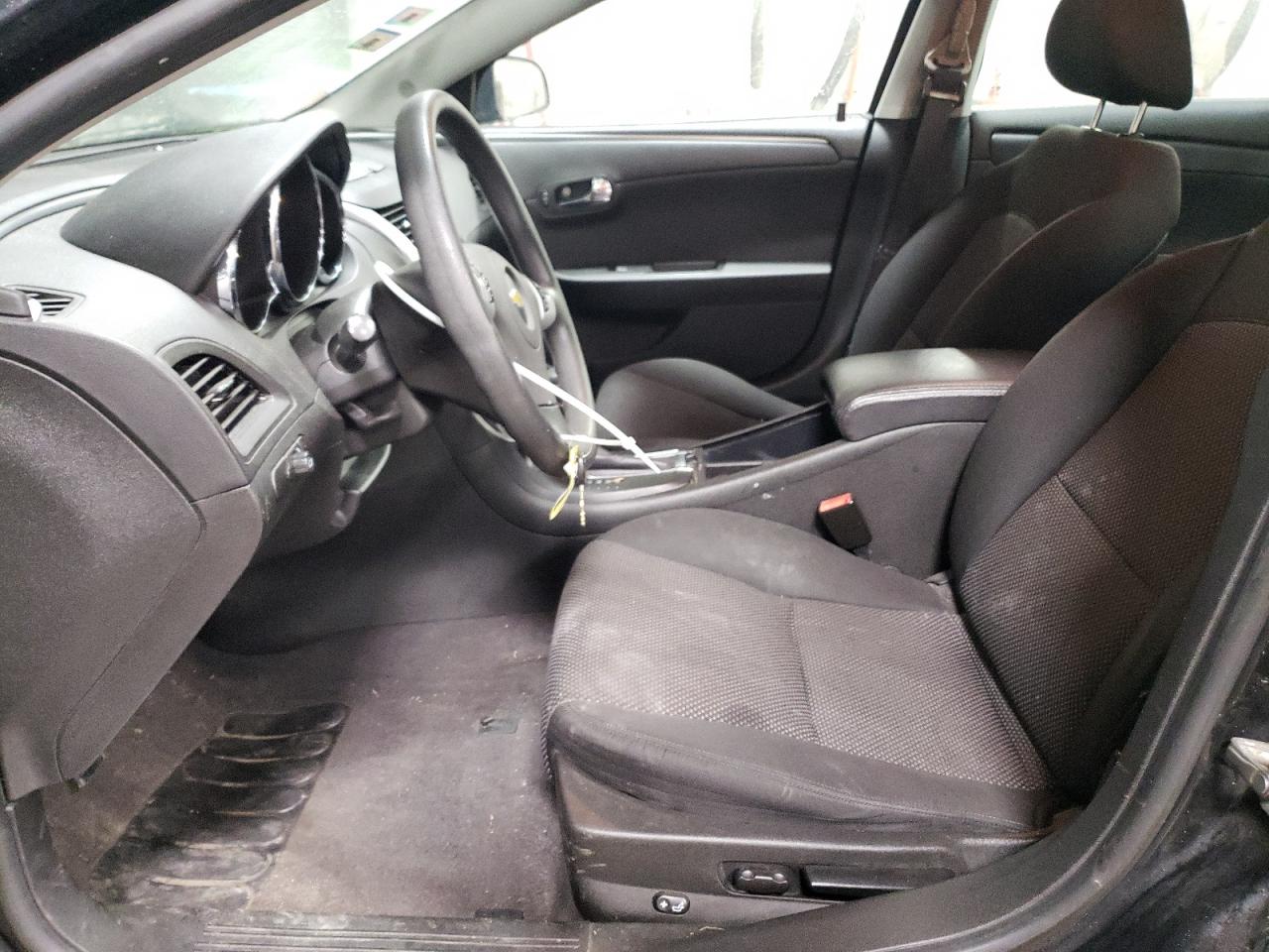 2012 Chevrolet Malibu - Image 7