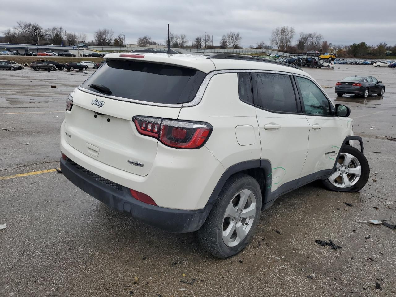 2018 Jeep Compass - Image 3
