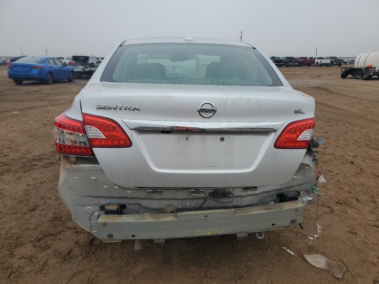 2015 Nissan Sentra - Image 6
