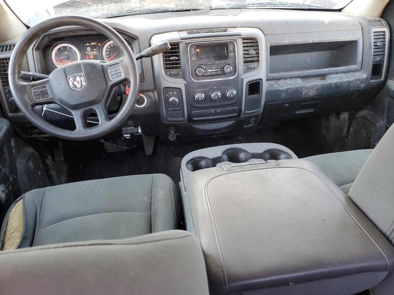 2015 RAM 1500 - Image 8