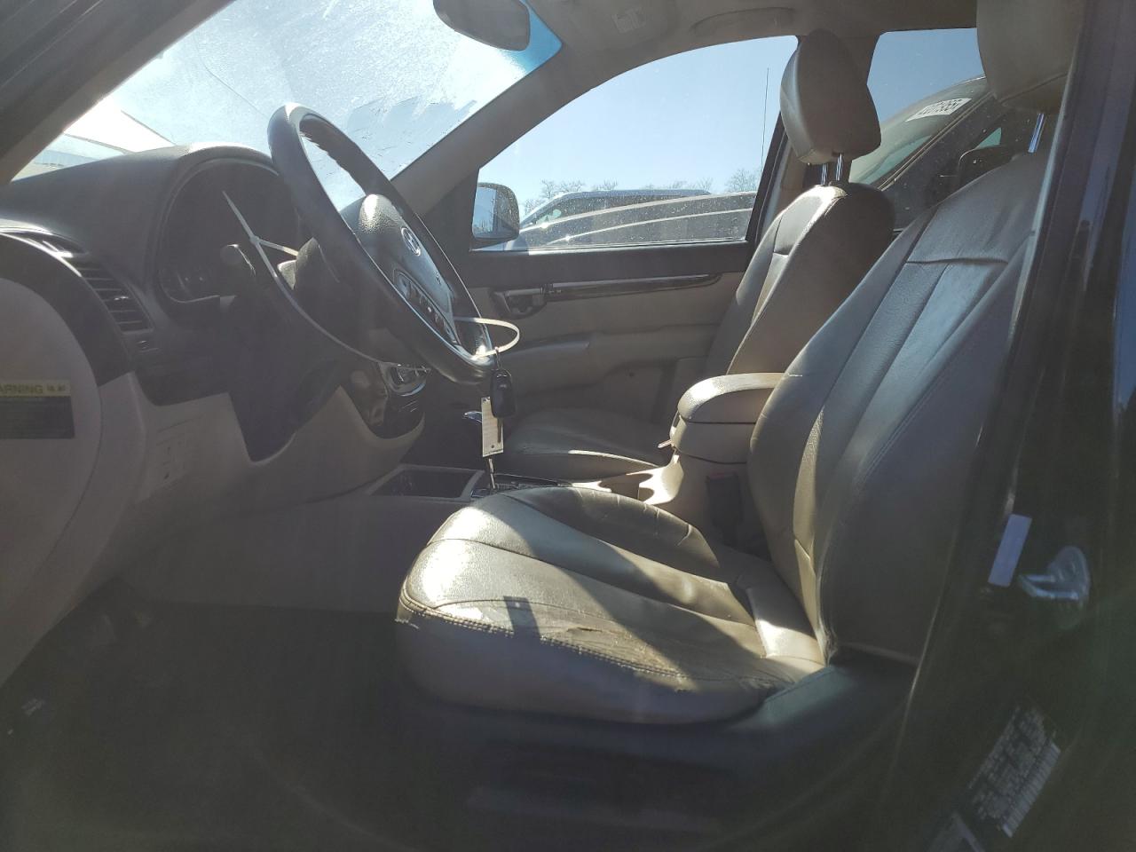 2012 Hyundai Santa Fe - Image 7