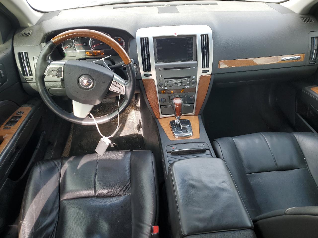 2010 Cadillac STS - Image 8