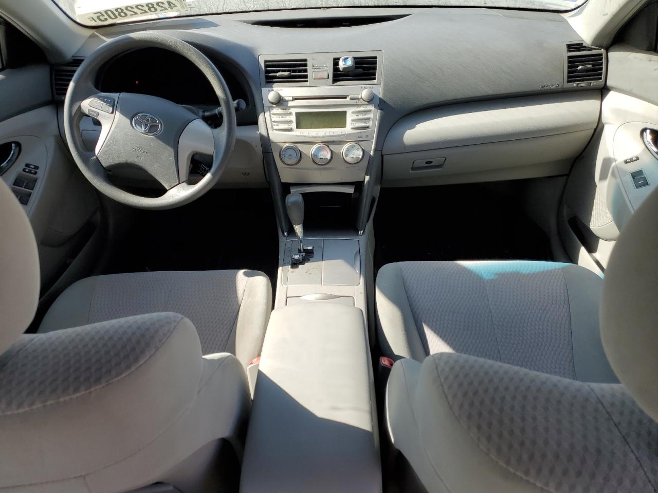 2011 Toyota Camry - Image 8