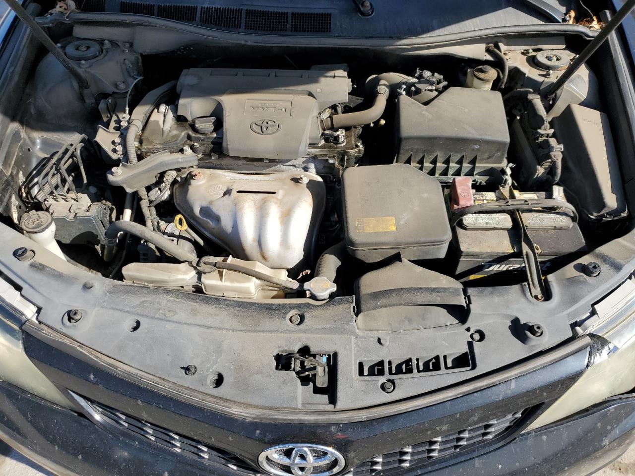 2014 Toyota Camry - Image 11