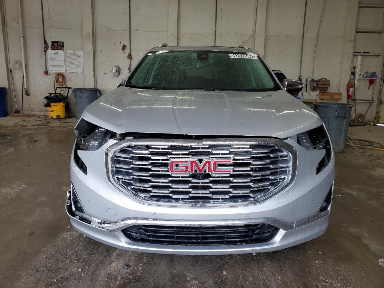 2020 GMC Terrain - Image 5