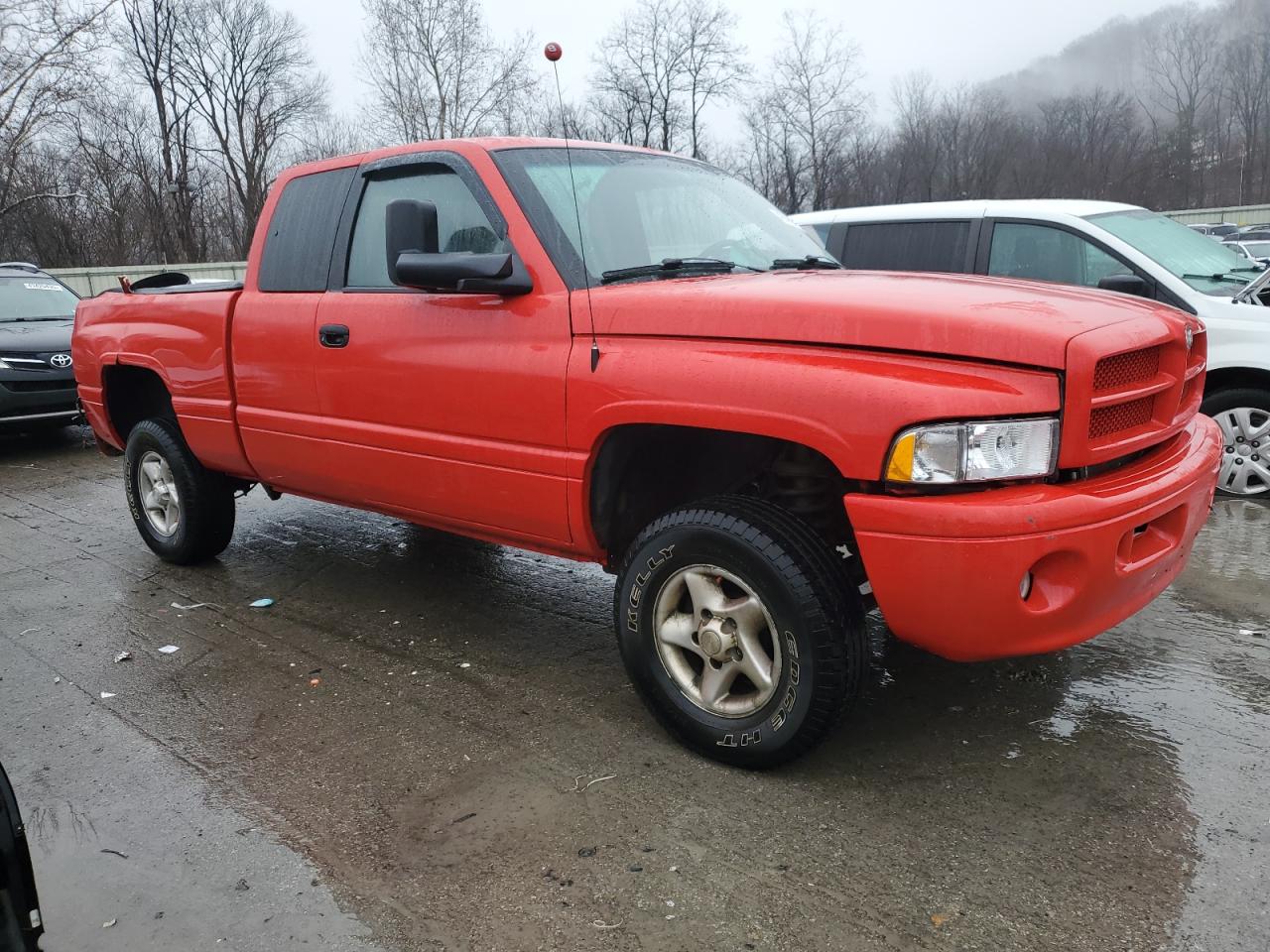 2001 Dodge RAM - Image 4