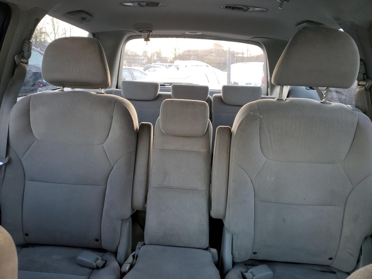 2006 Honda Odyssey - Image 10